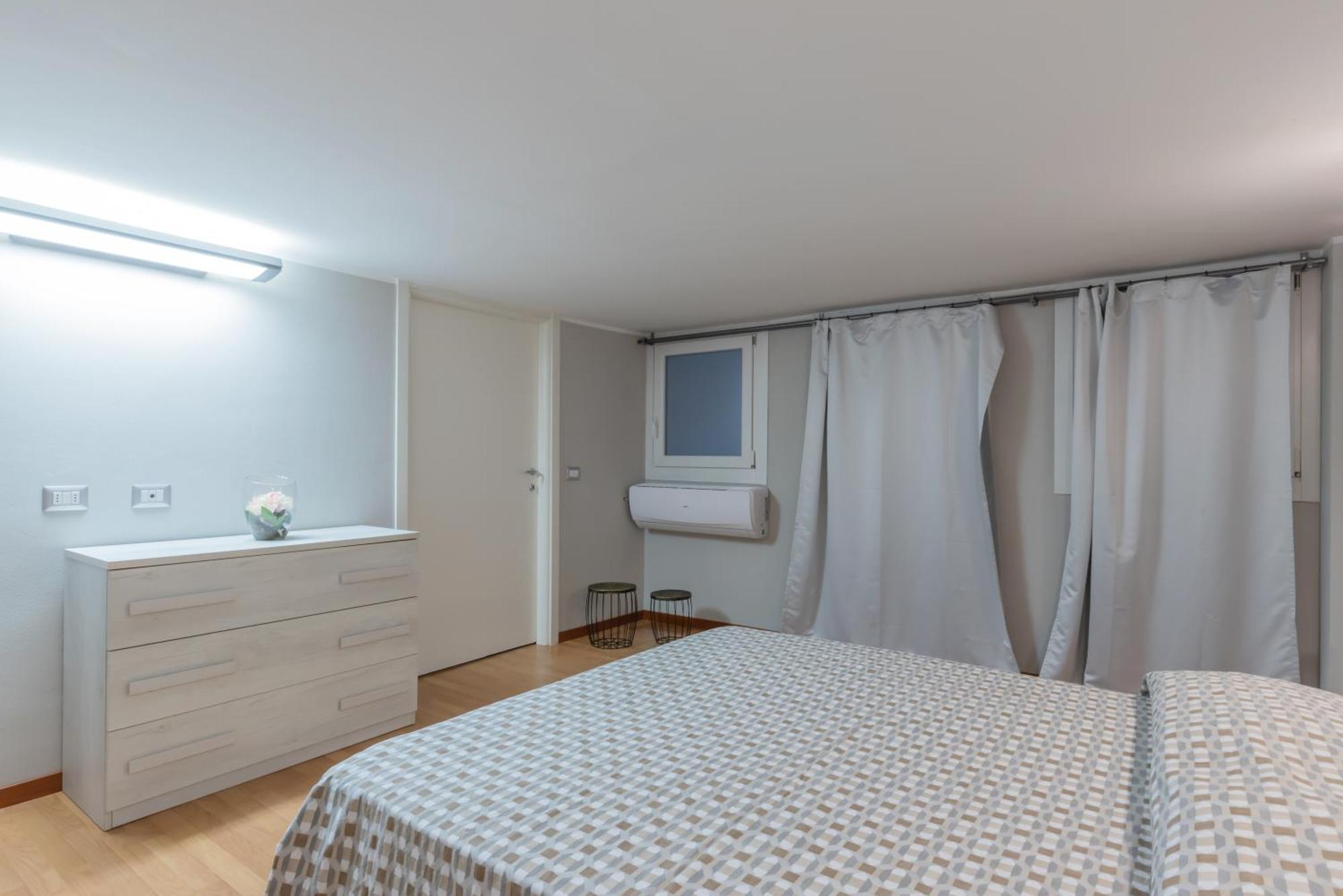 2 Suite Con 2 Bagni Privati - De Angeli Suites Милано Екстериор снимка